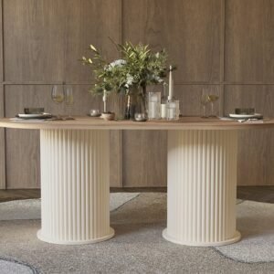 Bohem Masa A Kalite Ahşaptan üretilmiştir.